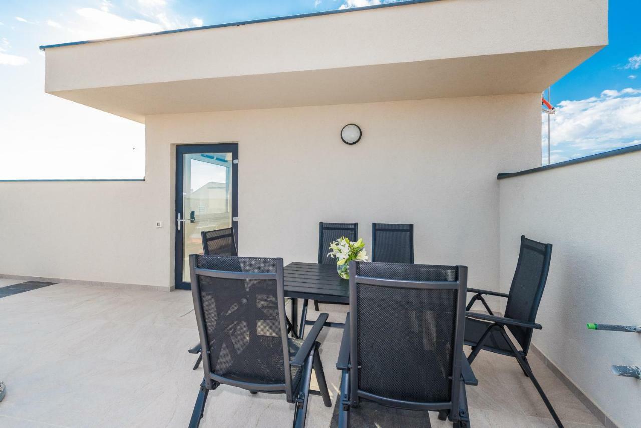 Apartamento Luxury Penthouse Mandre Exterior foto