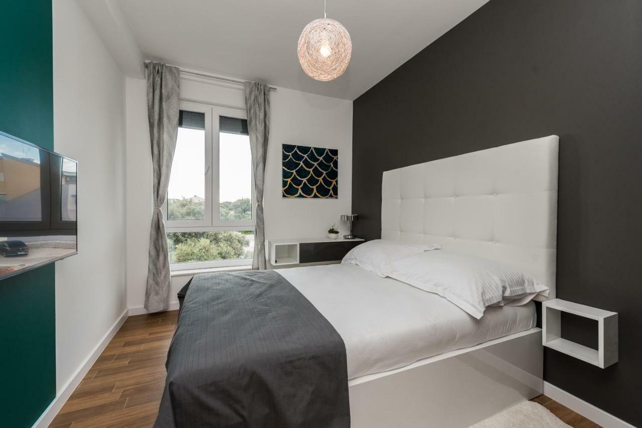 Apartamento Luxury Penthouse Mandre Exterior foto